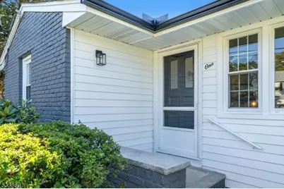 1 Crestwood Ln, Clark Township, NJ 07066 - Photo 3