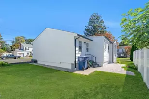 1 Crestwood Ln, Clark Township, NJ 07066 - Photo 27