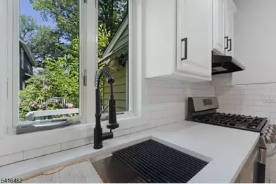 36 Dunnell Rd, Maplewood, NJ 07040 - Photo 11