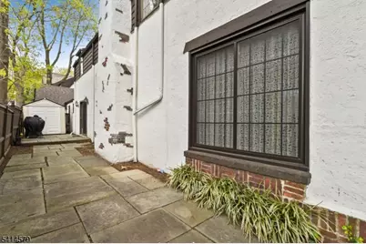 869 Ridgewood Rd, Millburn, NJ 07041 - Photo 25