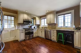 869 Ridgewood Rd, Millburn, NJ 07041 - Photo 7