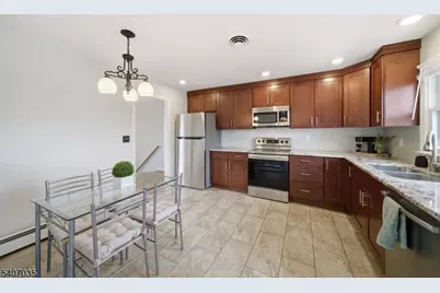 11 Deerfield Rd, Parsippany, NJ 07054 - Photo 9