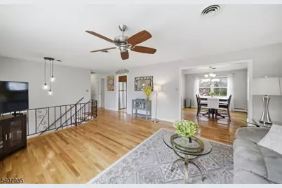 11 Deerfield Rd, Parsippany, NJ 07054 - Photo 5