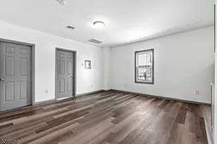 143 Valley Rd Unit, Montclair, NJ 07042 - Photo 5