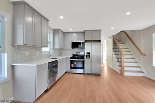 24 John St, Helmetta, NJ 08828 - Photo 5