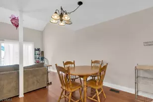 91 Delaware Ln, Branchburg Township, NJ 08876 - Photo 7