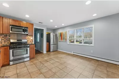 25 Fair Hill Rd, Clifton, NJ 07013 - Photo 7