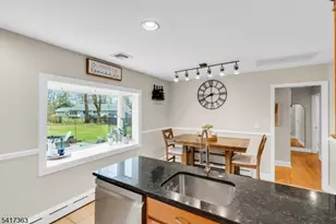 14 Edgewood Ter., Bridgewater, NJ 08807 - Photo 9