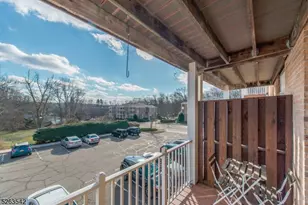 210 Vista Dr, Hanover Township, NJ 07927 - Photo 7