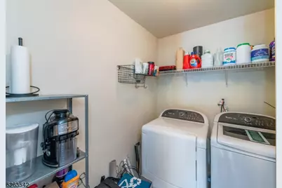 210 Vista Dr, Hanover Township, NJ 07927 - Photo 5