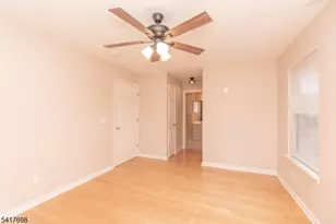 4 Eagles Nest Ln, Hardyston Township, NJ 07419 - Photo 9