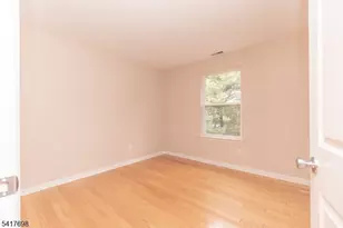 4 Eagles Nest Ln, Hardyston Township, NJ 07419 - Photo 7