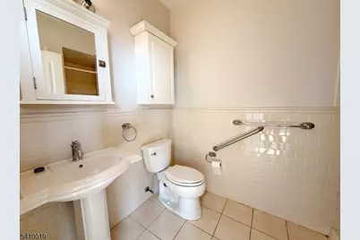 33 Forest Ave #2A, Hawthorne, NJ 07506 - Photo 13