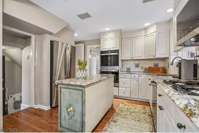 48 Kendal Ave, Maplewood, NJ 07040 - Photo 11