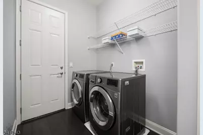 605 Edward St, Lopatcong Township, NJ 08865 - Photo 17