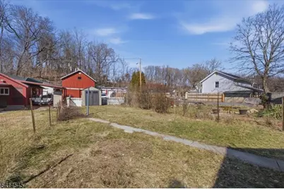 329 Water St, Belvidere, NJ 07823 - Photo 29