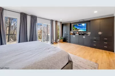 17 Brentwood Dr, North Caldwell, NJ 07006 - Photo 19