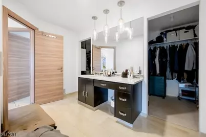 17 Brentwood Dr, North Caldwell, NJ 07006 - Photo 17