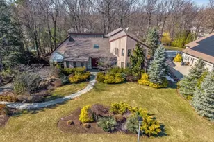 17 Brentwood Dr, North Caldwell, NJ 07006 - Photo 1