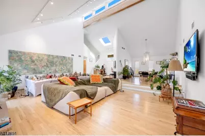 17 Brentwood Dr, North Caldwell, NJ 07006 - Photo 7