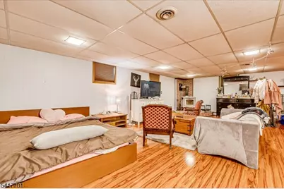 606 Knopf St, Linden, NJ 07036 - Photo 13