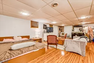 606 Knopf St, Linden, NJ 07036 - Photo 13