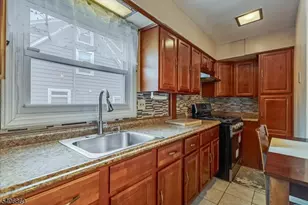 15 Belle Terre Rd, West Orange Township, NJ 07052 - Photo 7