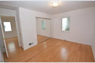 27 Grant Ave, New Providence, NJ 07974 - Photo 9