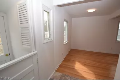 27 Grant Ave, New Providence, NJ 07974 - Photo 7