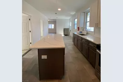 334 Bond St #2, Elizabeth, NJ 07206 - Photo 5