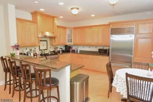 3 Sky View Dr, North Haledon, NJ 07508 - Photo 17