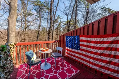 113 Tiffany Blvd, Newark, NJ 07104 - Photo 15