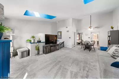 113 Tiffany Blvd, Newark, NJ 07104 - Photo 3