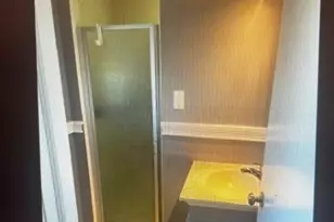 584 Washington Ave, Belleville, NJ 07109 - Photo 11