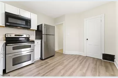 575 Memorial Pkwy, Phillipsburg, NJ 08865 - Photo 17