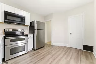 575 Memorial Pkwy, Phillipsburg, NJ 08865 - Photo 17