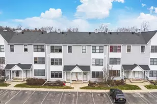 54 Burlington Ct, Hamburg, NJ 07419 - Photo 23