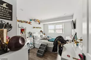 76 Elmwood Terrace, Linden, NJ 07036 - Photo 23