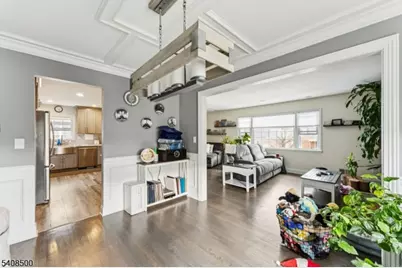 76 Elmwood Ter, Linden, NJ 07036 - Photo 9