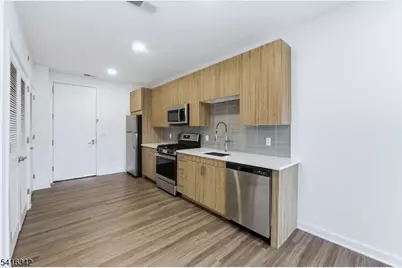 37 Orange Rd #302, Montclair, NJ 07042 - Photo 3