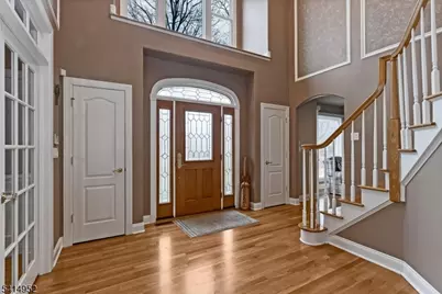 6 Mackenzie Ct, Sparta Township, NJ 07871 - Photo 3