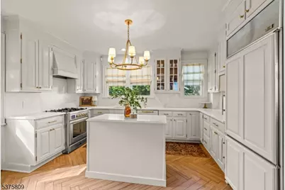 7 Fleming Ter, Maplewood, NJ 07040 - Photo 19