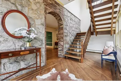 167 Hobart Ave, Millburn Twp., NJ 07078 - Photo 3