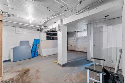 78 Girard Pl, Newark, NJ 07108 - Photo 33