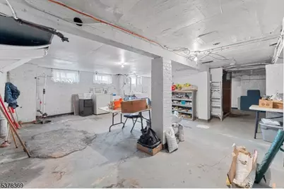 78 Girard Pl, Newark, NJ 07108 - Photo 31