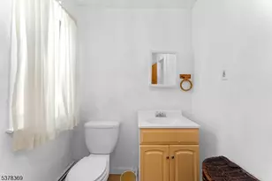 78 Girard Pl, Newark, NJ 07108 - Photo 17