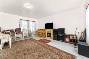 78 Girard Pl, Newark, NJ 07108 - Photo 11