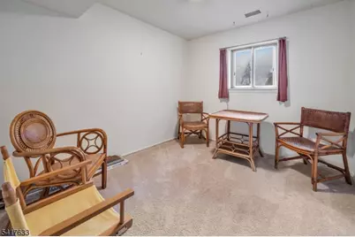 10 Falcon Rd, Mount Olive, NJ 07836 - Photo 19