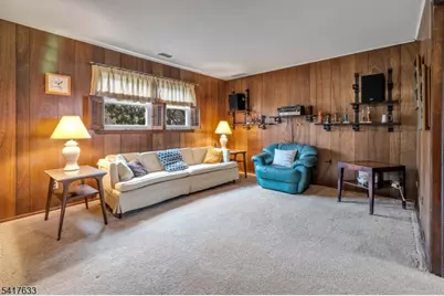 10 Falcon Rd, Mount Olive, NJ 07836 - Photo 17