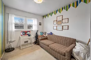 10 Falcon Rd, Mount Olive, NJ 07836 - Photo 15